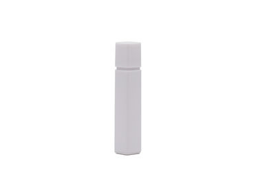 Kwadratowe białe plastikowe butelki szklane wielokrotnego użytku z rozpylaczem Perfumy Opakowania do pielęgnacji skóry