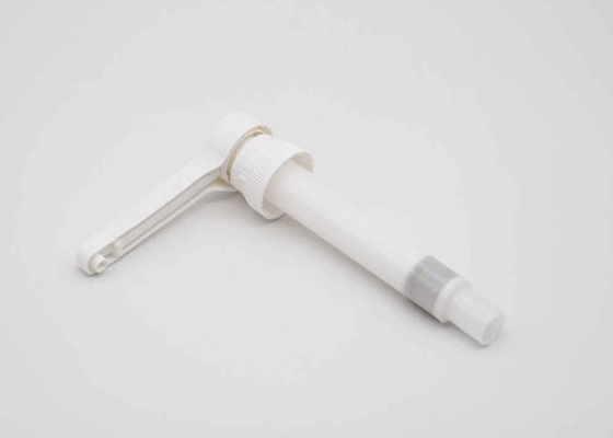 Biała plastikowa pompka do syropu do kawy 31/410 z długimi dyszami
